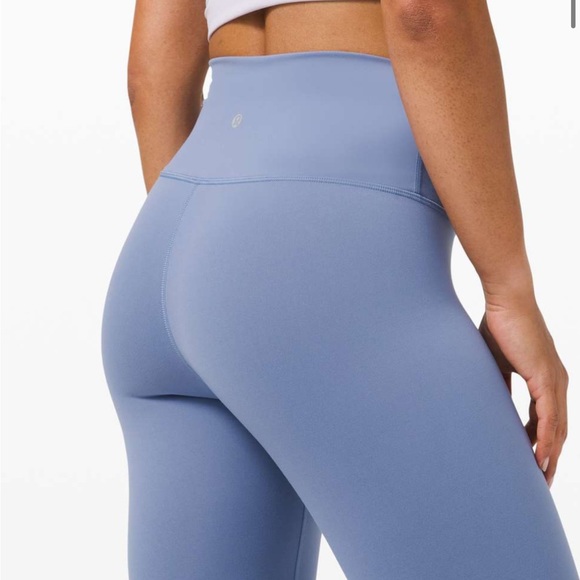 Lululemon Wunder Train High-Rise Crop 23", size 6 - Picture 3 of 6